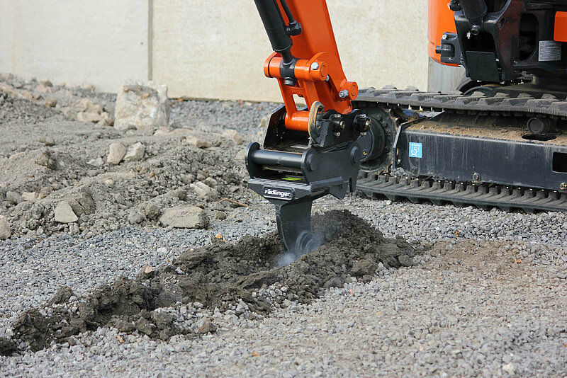 The Ripper by Rädlinger concentrates the highest possible force of an excavator into one spot